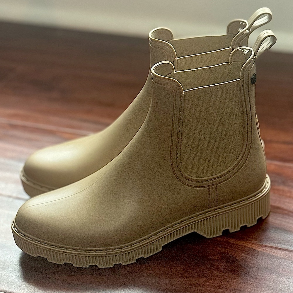 Tan rain boots